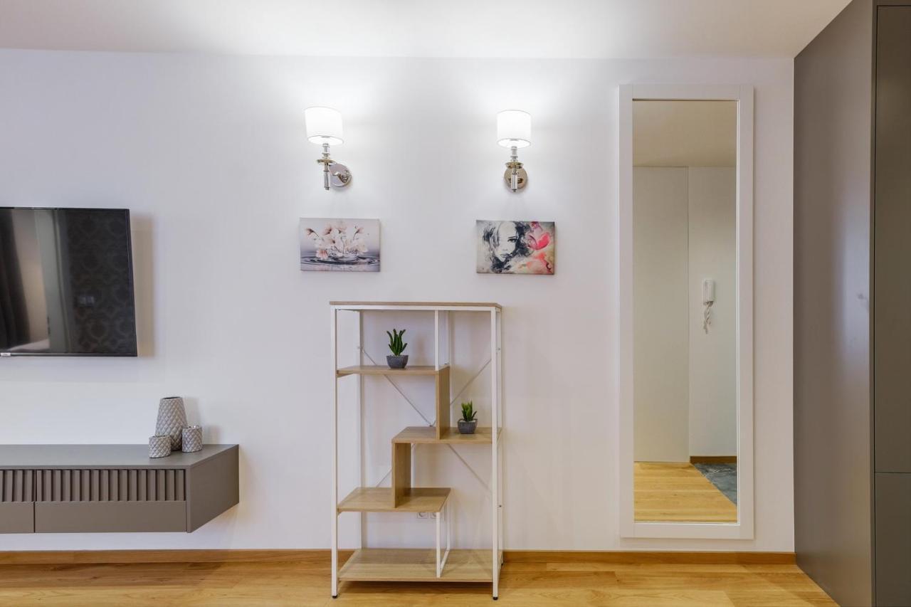 Florencja - Nowy Apartament W Centrum Miasta Z Klimatyzacja Oraz Zadaszonym Parkingiem W Cenie Nowy Targ Extérieur photo